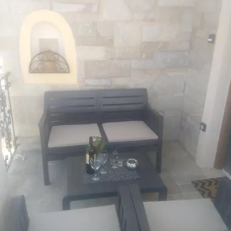 Stella's Luxury House *