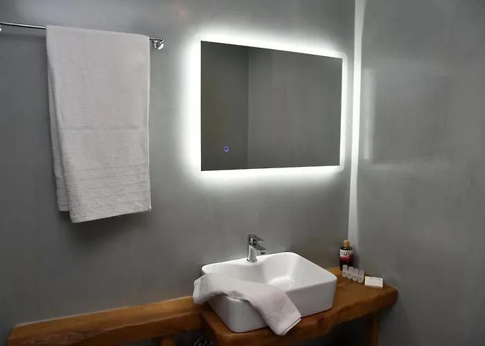 Stella's Luxury House Батси