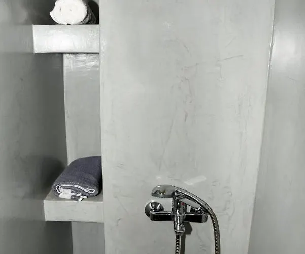 Stella's Luxury House *