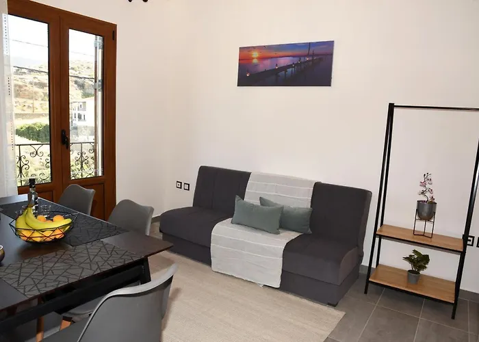 Stella's Luxury House *