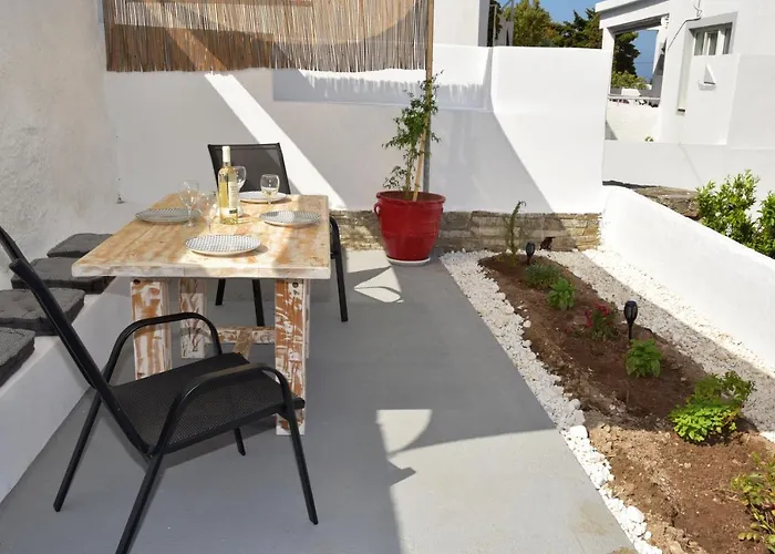 Stella's Luxury House Batsi