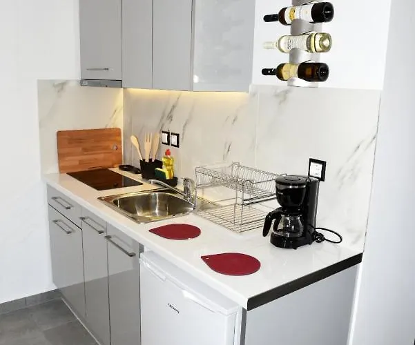 Stella's Luxury House *